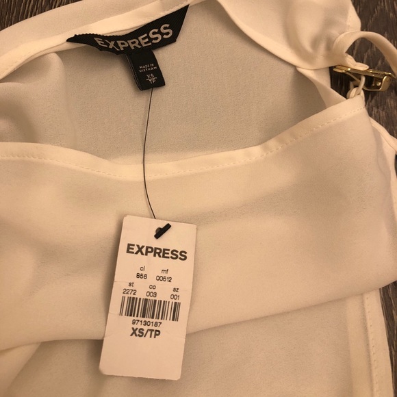 Bare shoulder creamy white blouse - Picture 3 of 3